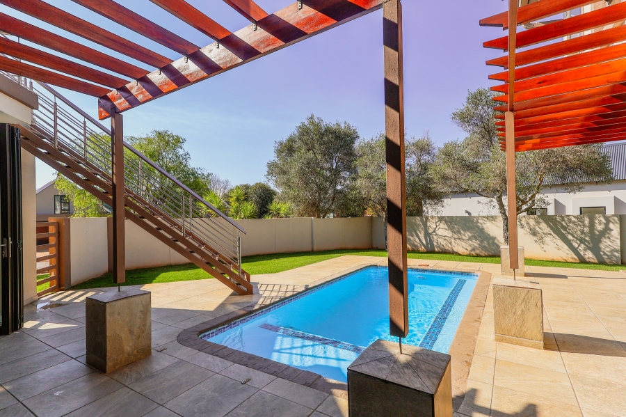 3 Bedroom Property for Sale in The Coves North West